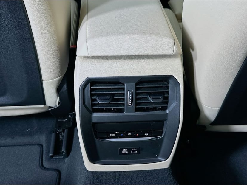 2026 BMW 3 Series - Image 18