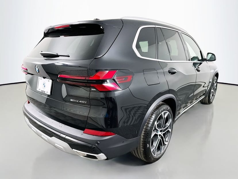 2026 BMW X5 - Image 5