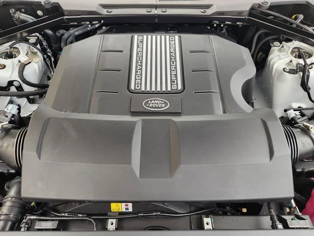 2026 Land Rover Defender 130 - Image 31