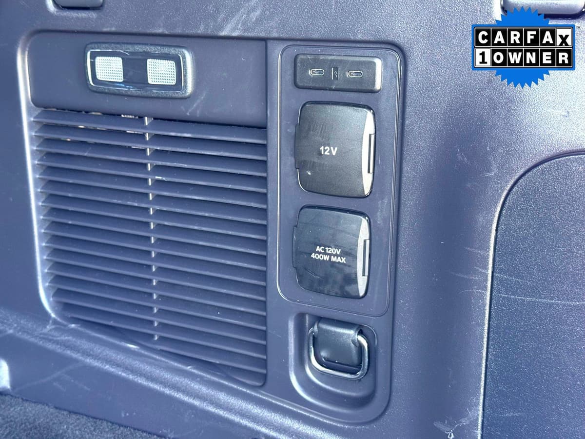 2025 Ford Expedition - Image 10