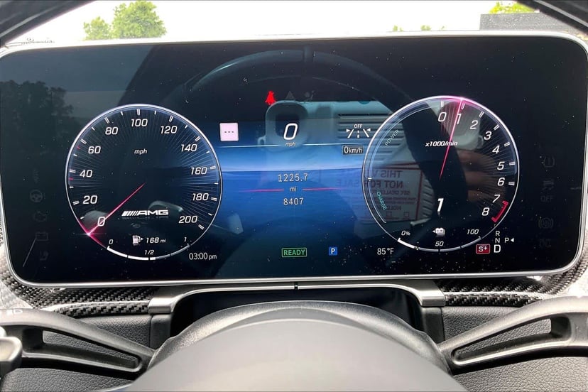 2025 Mercedes-Benz AMG® S 63 E - Image 24