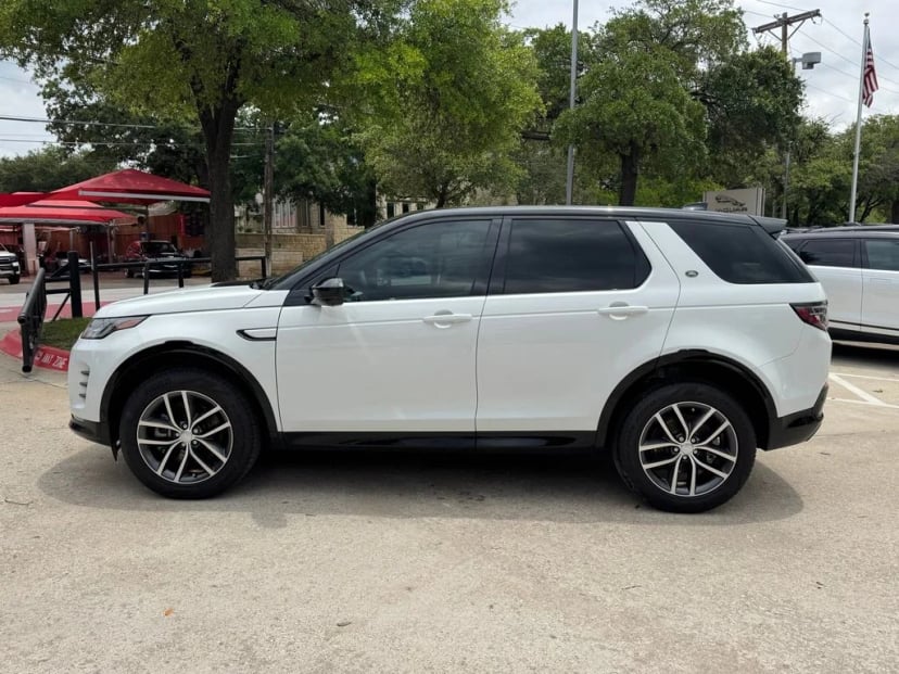 2025 Land Rover Discovery Sport - Image 5
