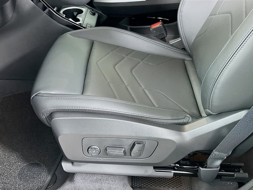 2026 BMW X1 - Image 21