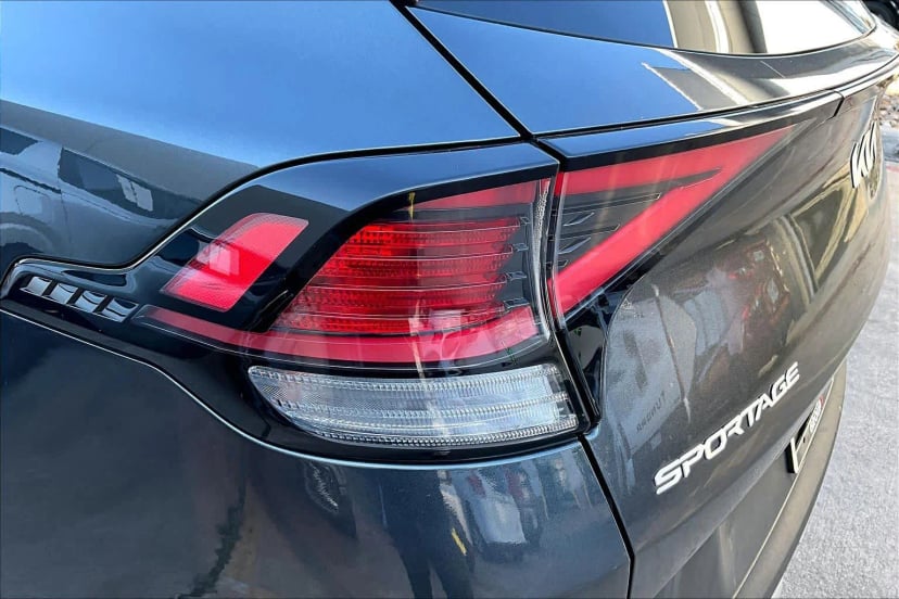 2023 Kia Sportage - Image 27
