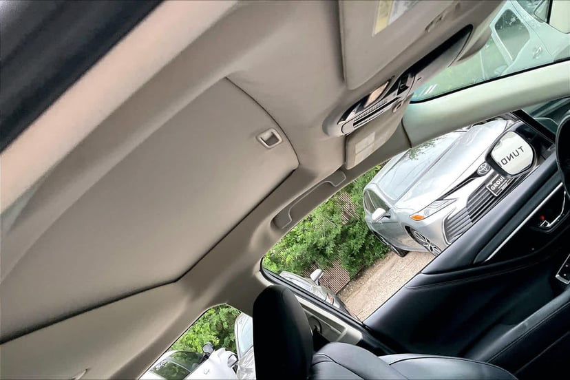 2020 Subaru Outback - Image 13