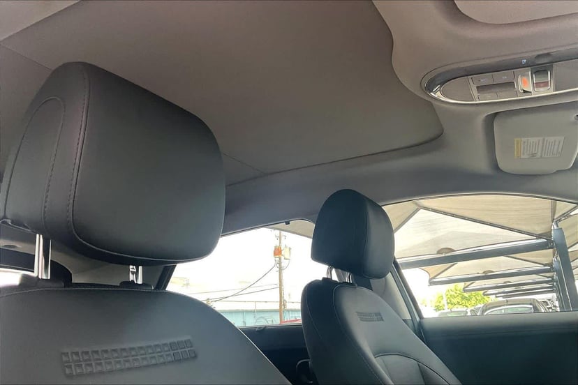 2025 Hyundai IONIQ 5 - Image 13