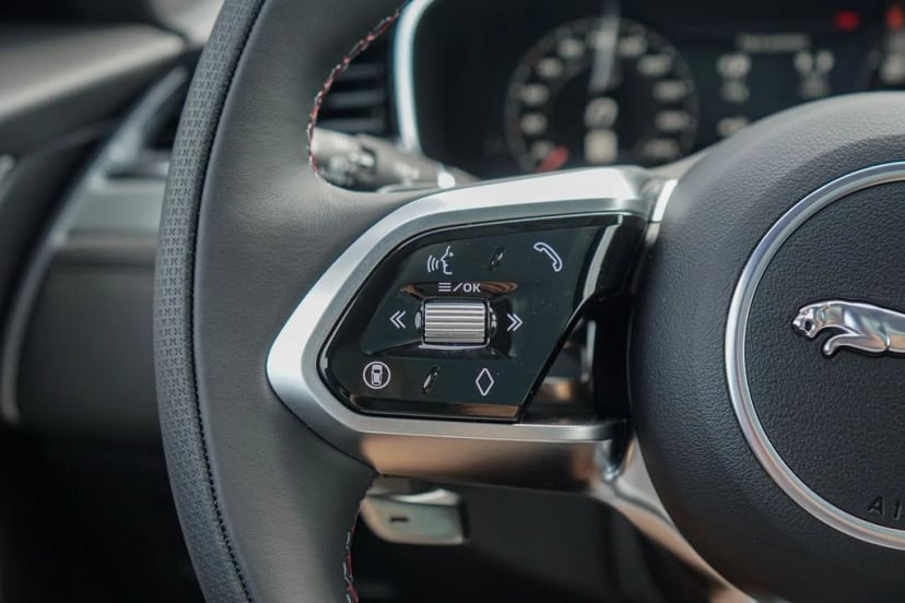 2026 Jaguar F-PACE SVR FINAL EDITION - Image 21