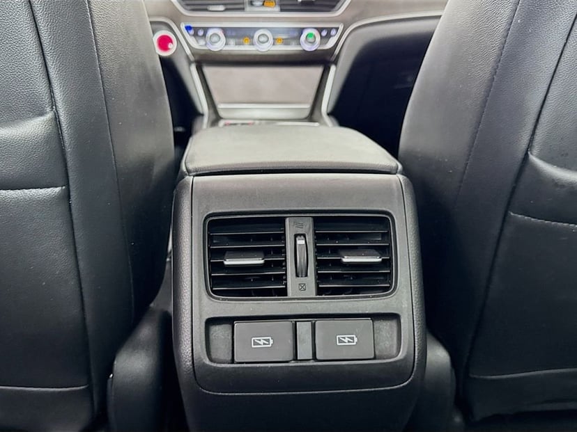 2022 Honda Accord - Image 32