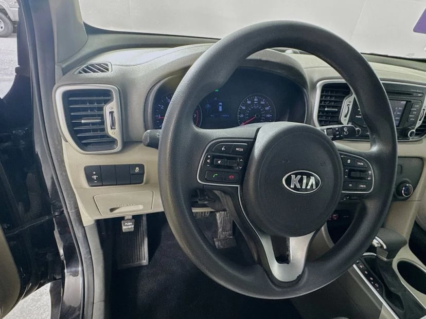 2017 Kia Sportage - Image 11