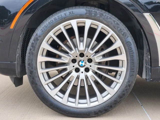 2022 BMW X7 - Image 10
