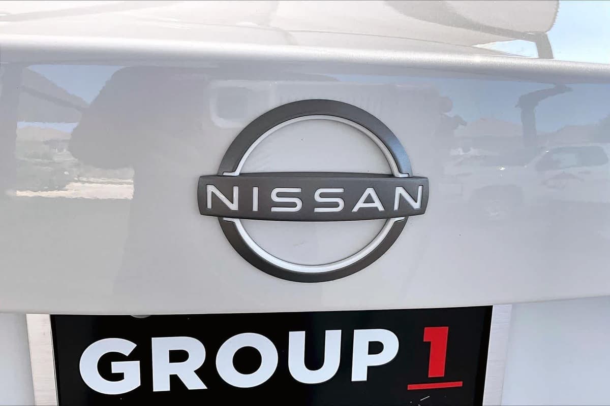 2025 Nissan Sentra - Image 30