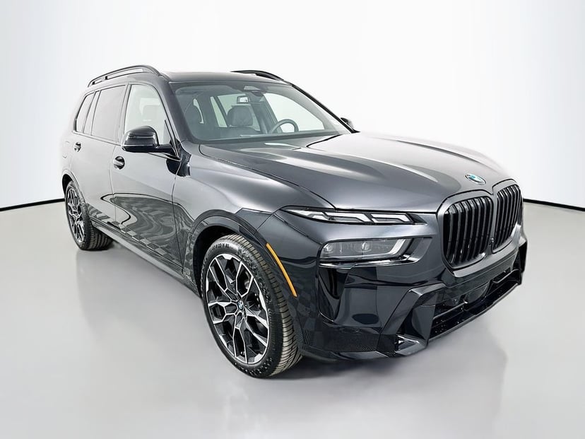 2026 BMW X7 - Image 3