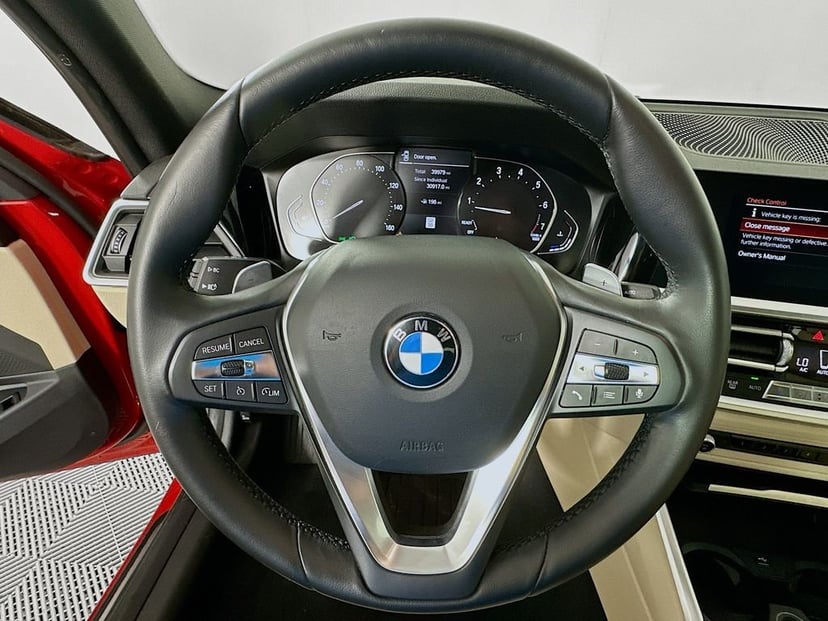2021 BMW 3 Series - Image 11