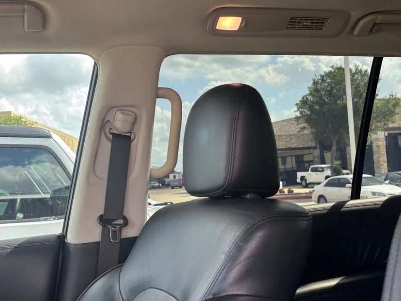 2021 Nissan Armada - Image 11