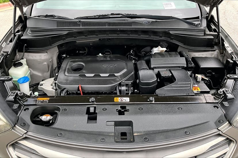 2017 Hyundai Santa Fe Sport - Image 31