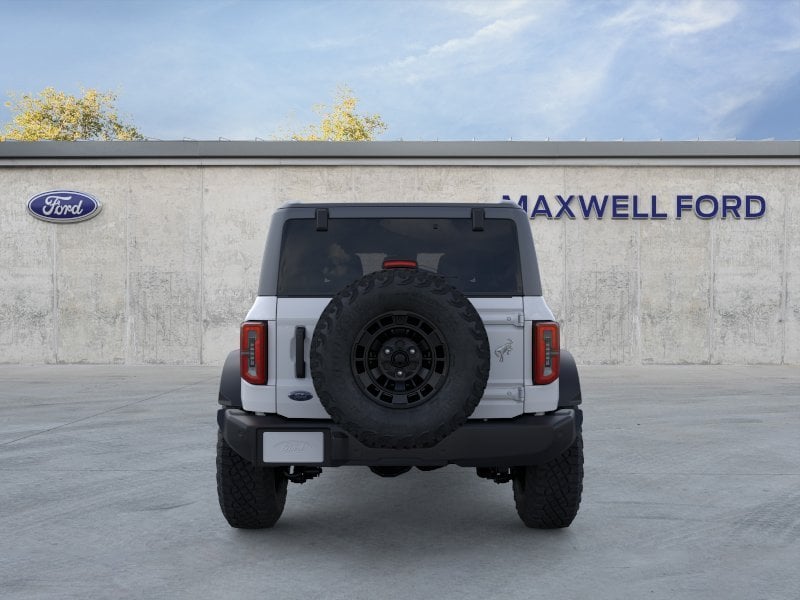 2026 Ford Bronco - Image 18