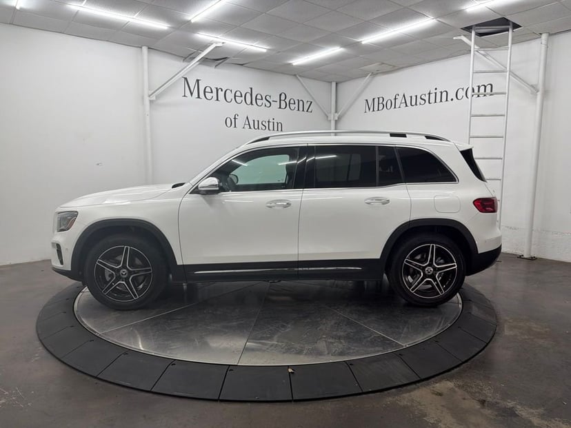 2026 Mercedes-Benz GLB - Image 1