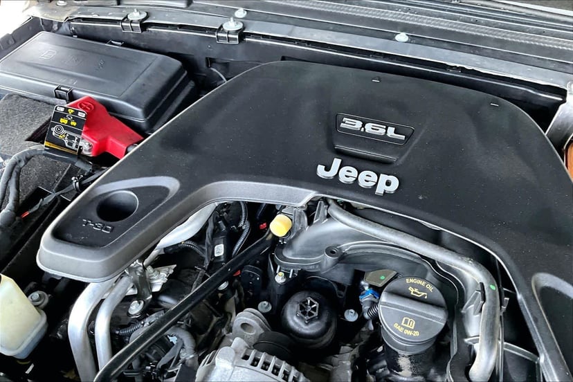 2020 Jeep Wrangler - Image 33