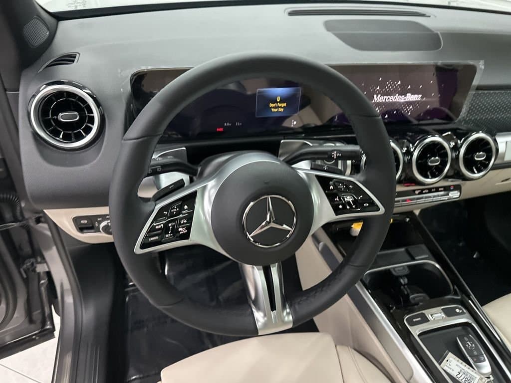 2026 MERCEDES-BENZ GLB - Image 11