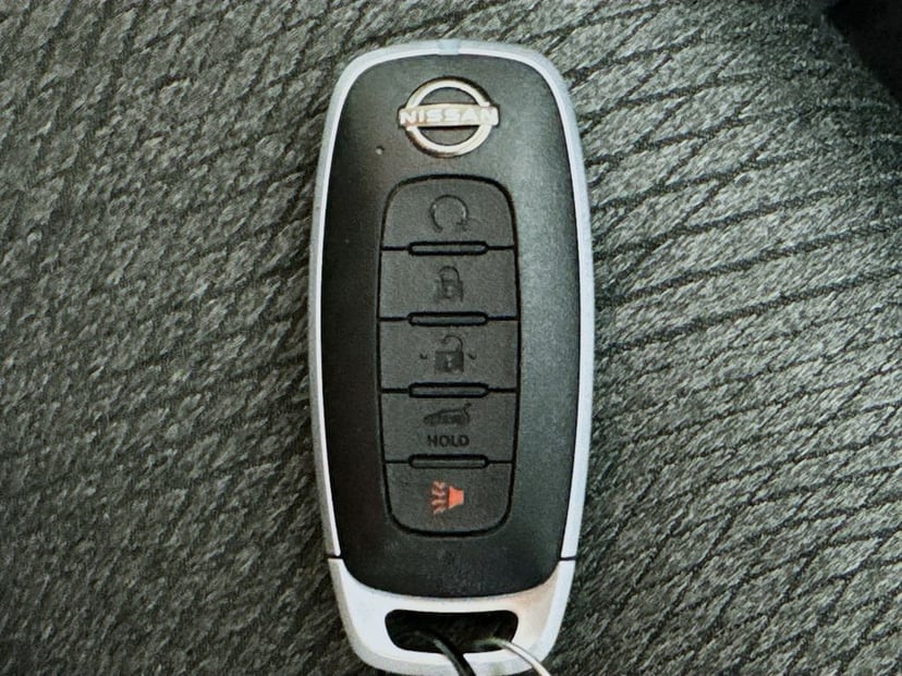 2024 Nissan Rogue - Image 35