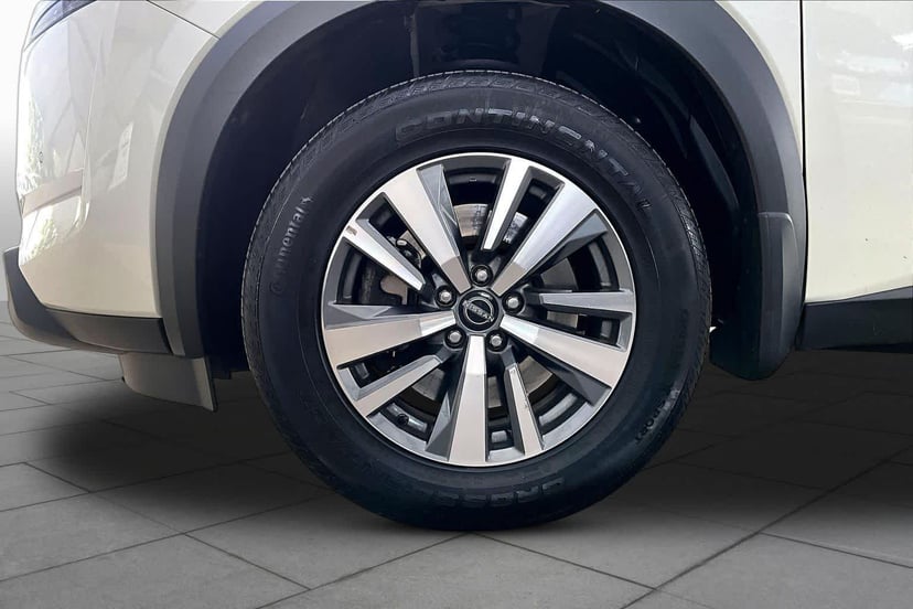 2023 Nissan Pathfinder - Image 11