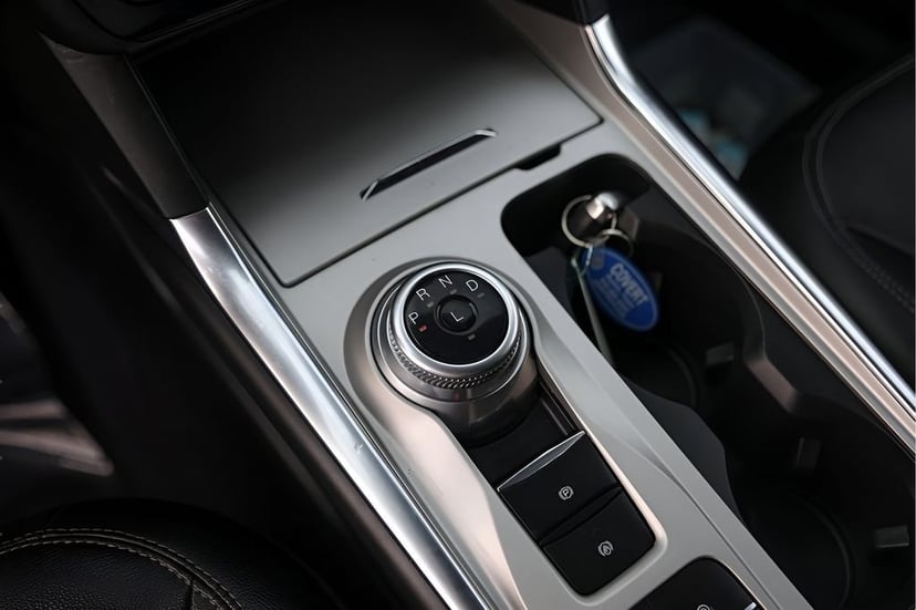 2023 Ford Explorer - Image 23