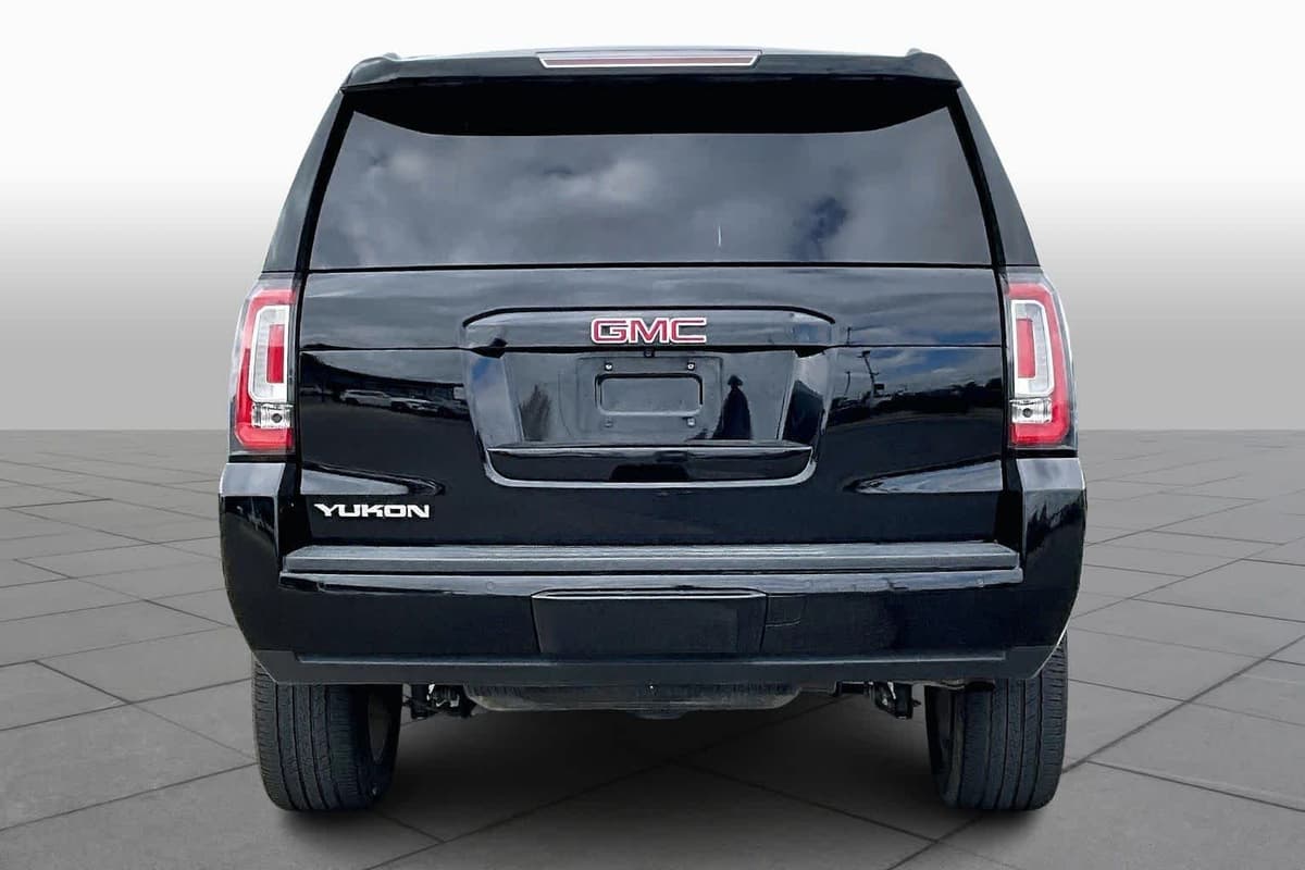 2018 GMC Yukon - Image 5
