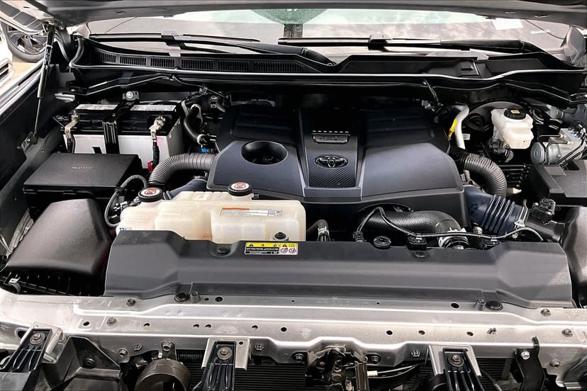 2023 Toyota Tundra - Image 31