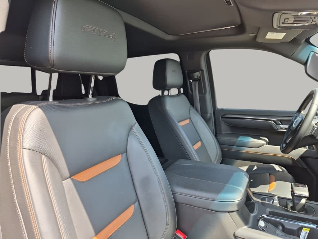 2025 GMC Sierra 1500 - Image 15