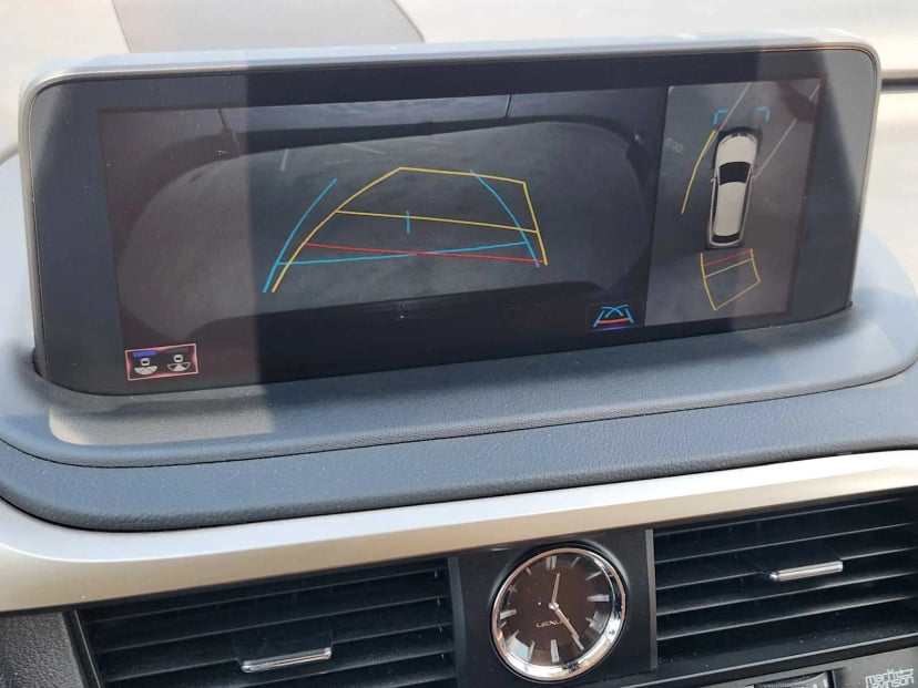 2022 Lexus RX 350 - Image 17