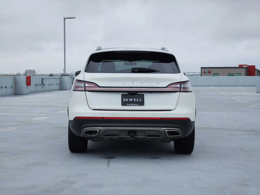 2022 Lincoln Nautilus - Image 6
