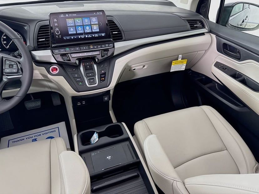 2026 Honda Odyssey - Image 29