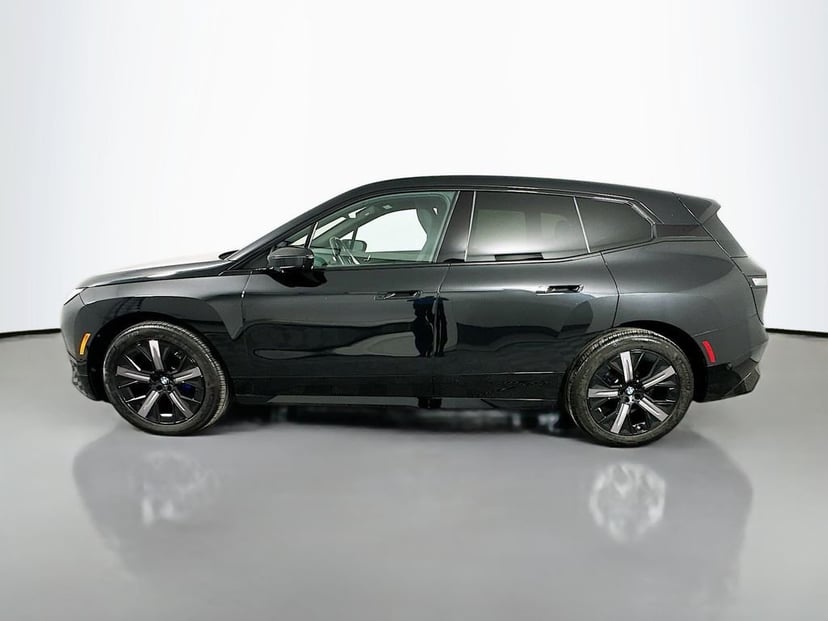 2024 BMW iX - Image 8
