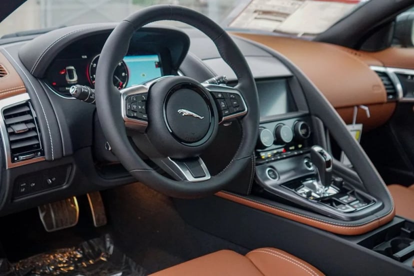 2024 Jaguar F-TYPE - Image 13