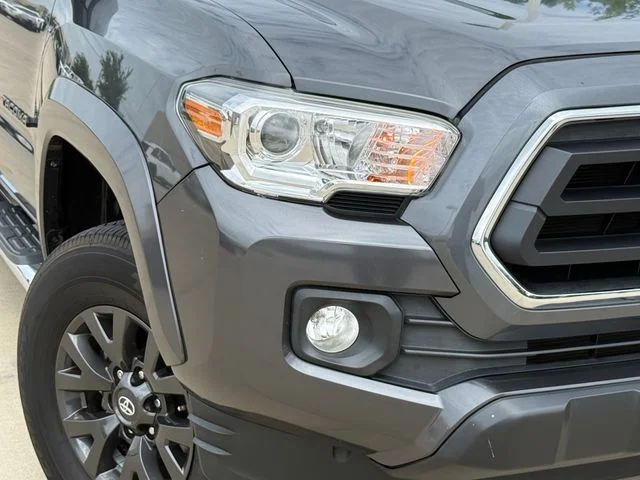 2021 Toyota Tacoma - Image 3