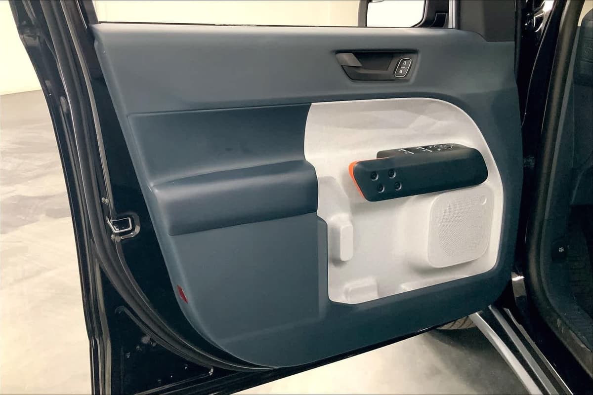 2023 Ford Maverick - Image 18