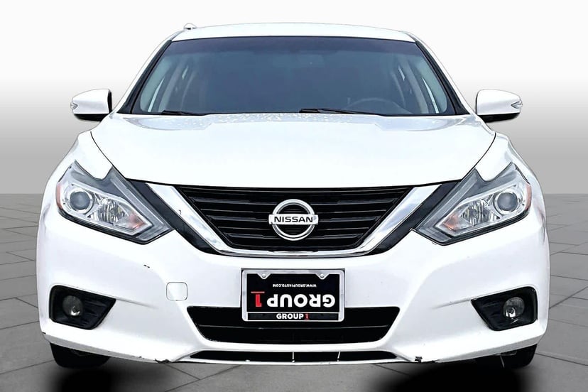 2018 Nissan Altima - Image 4