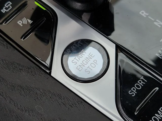 2022 BMW X7 - Image 20