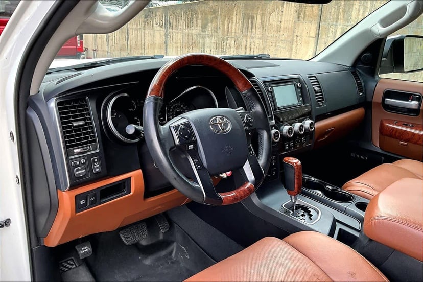 2019 Toyota Sequoia - Image 18