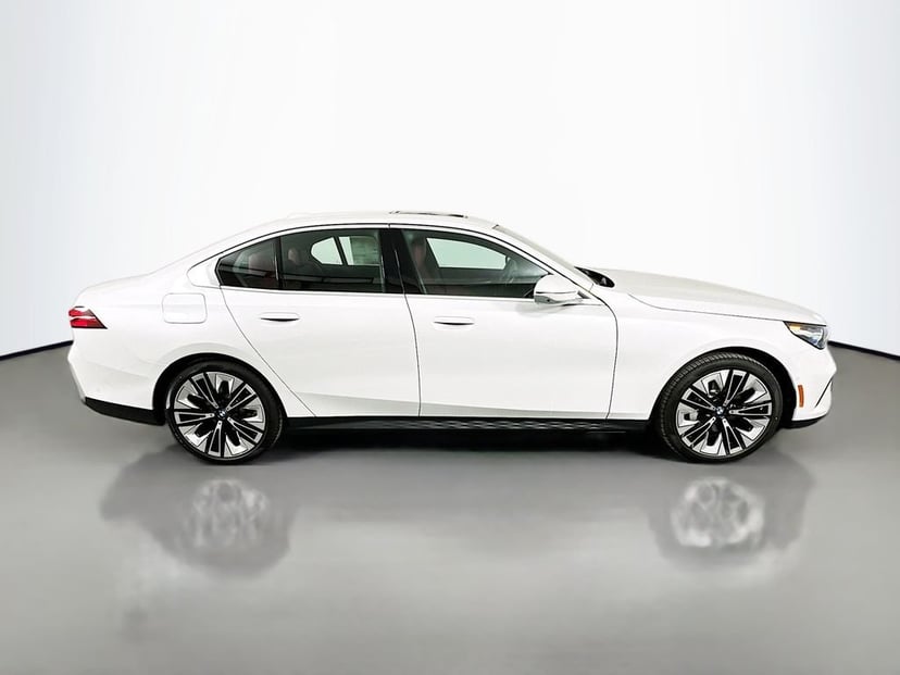 2026 BMW 5 Series - Image 4