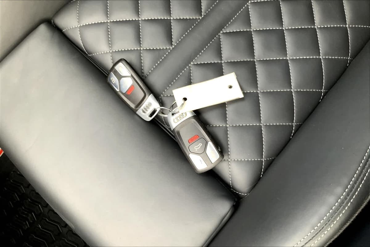 2018 Audi SQ5 - Image 14