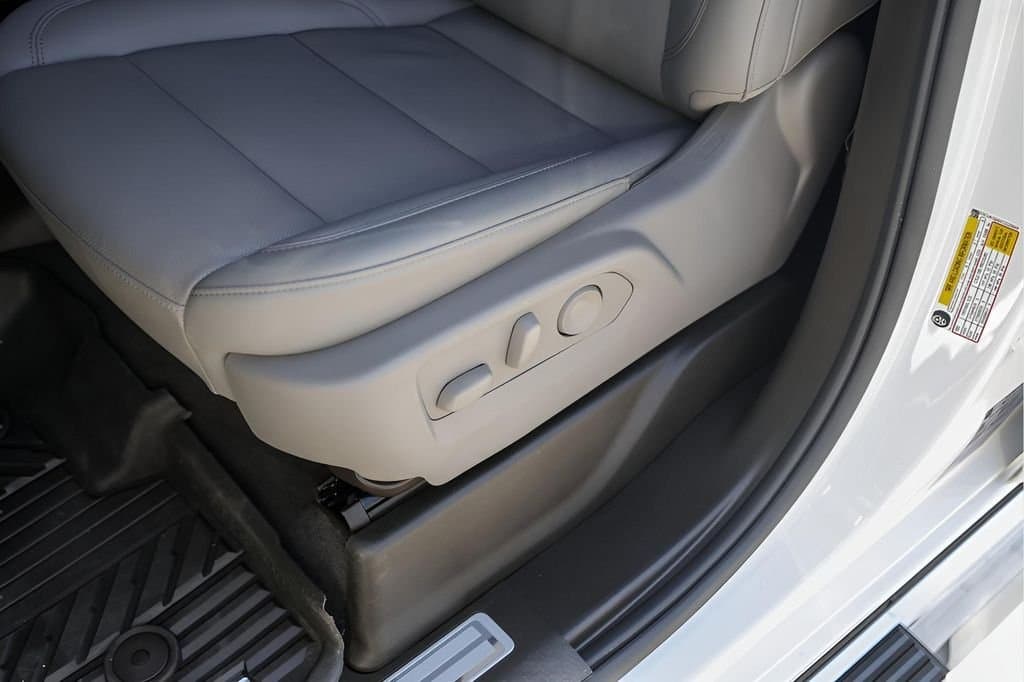 2026 Chevrolet Silverado 1500 - Image 11