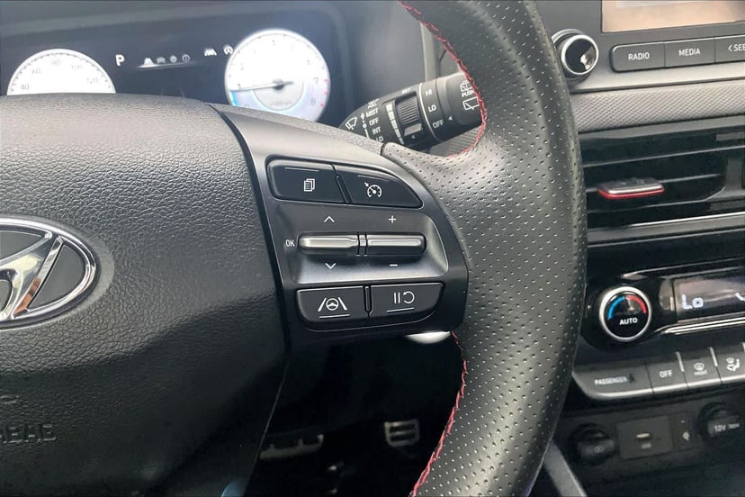 2022 Hyundai Kona - Image 25