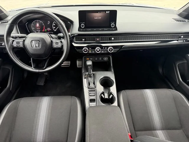 2025 Honda Civic - Image 21