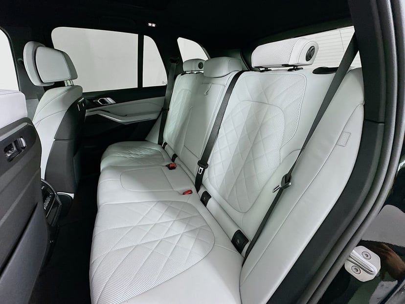 2026 BMW X5 - Image 17