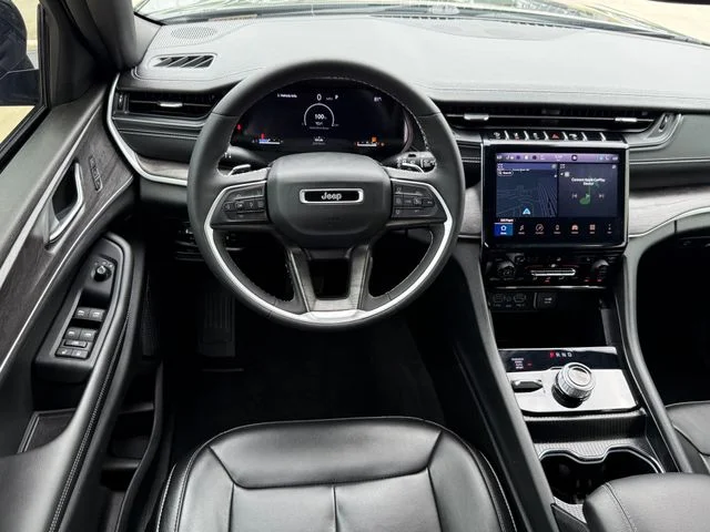 2024 Jeep Grand Cherokee - Image 20