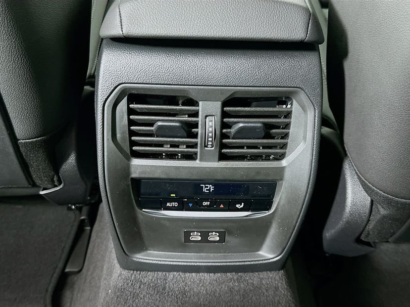 2026 BMW i4 - Image 18