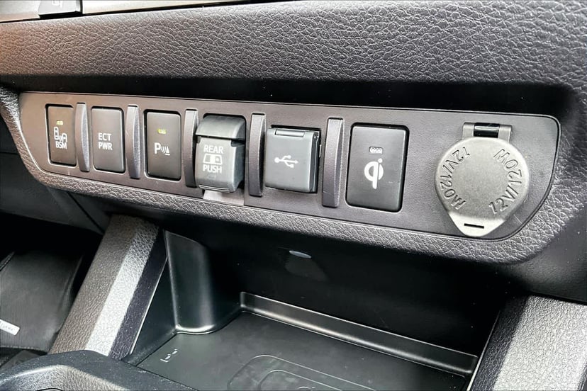 2023 Toyota Tacoma - Image 36