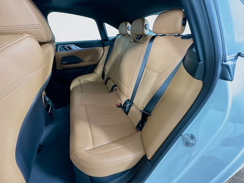2026 BMW i4 - Image 17