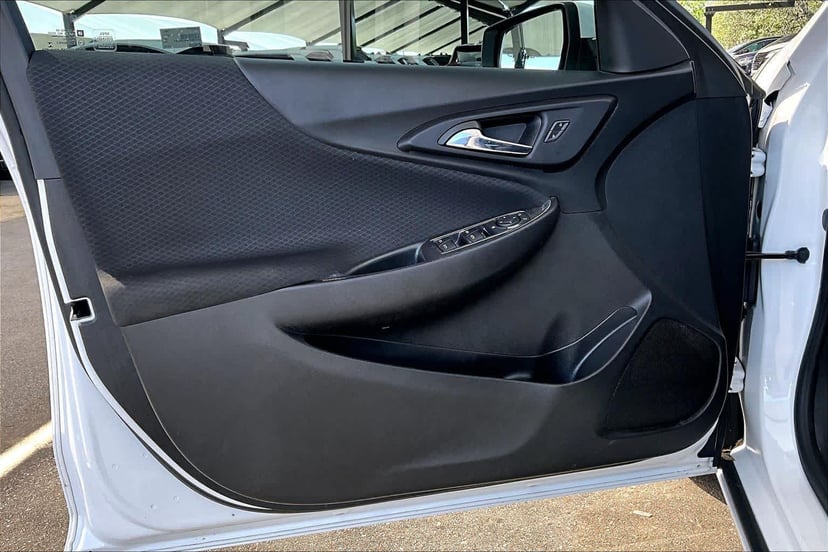 2021 Chevrolet Malibu - Image 21